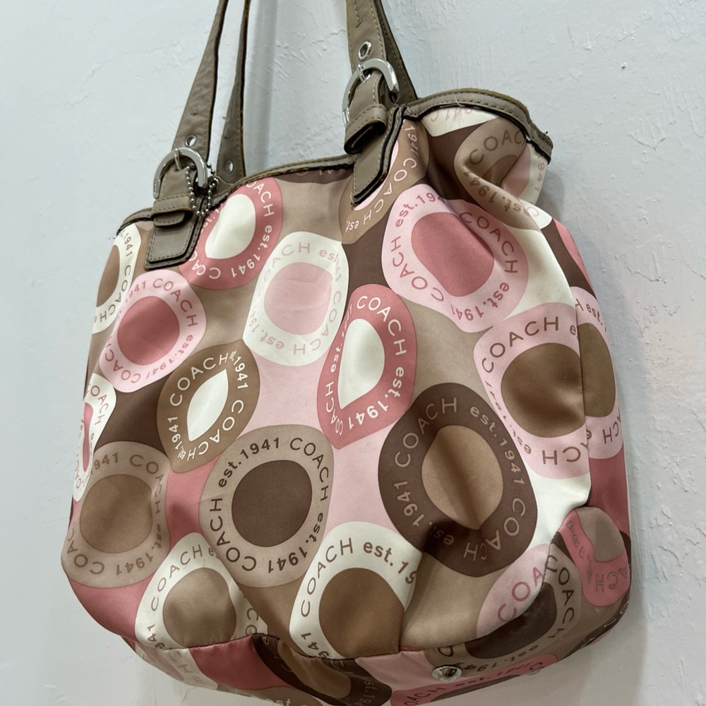 Coach Pink and Brown Circle Pattern Shoulder Bag - Picture 3 of 14